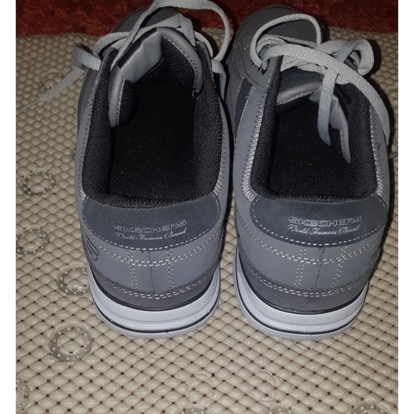 Skechers Men's shoes US 8 - Picture 3 of 3
